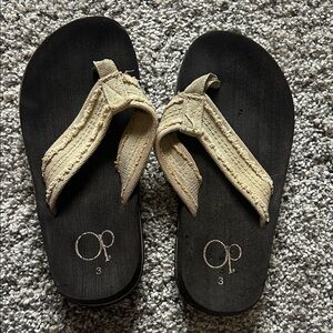 OP Kid’s Sandals with Black and Tan Design
